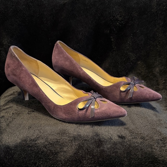 Joan & David Elegant Plum Heels with Ribbon Detail - Picture 2 of 6